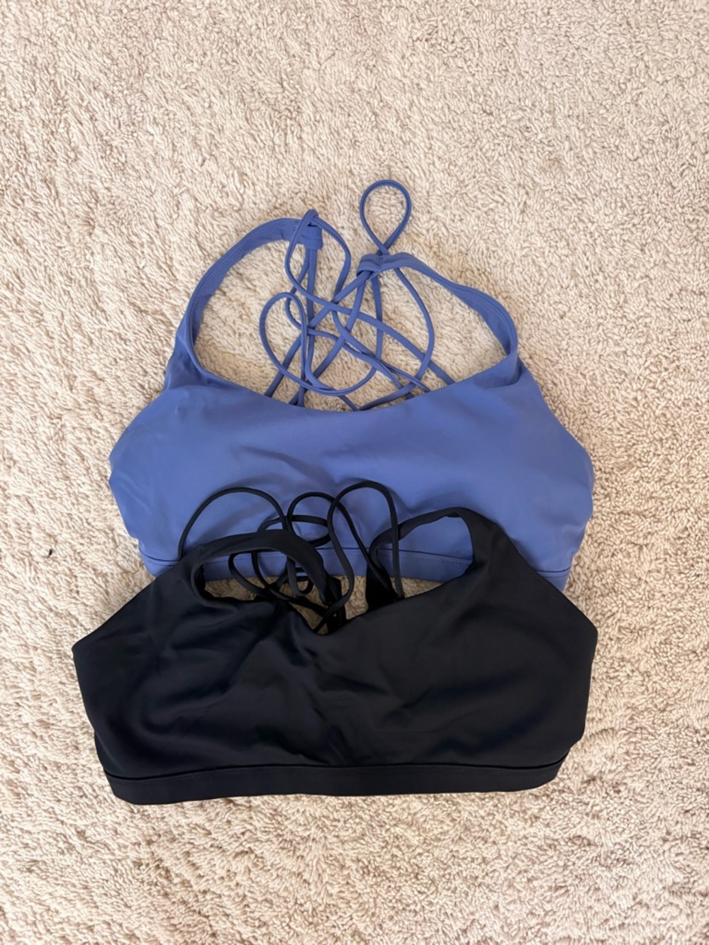 CRZ YOGA Naked Feeling Strappy Sports Bras for Women - Criss Cross Back